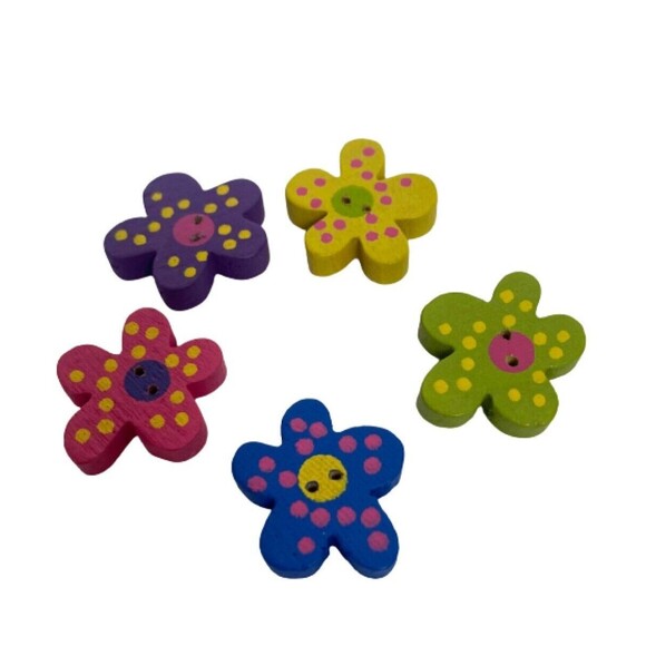 Shank Two hole Novelty Hand Painted Buttons lot of 14 Flowers Tea Pot Polar Bear - Picture 2 of 15